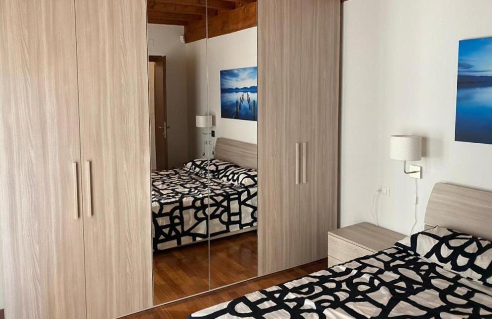 The Flowers - Apartments With Private Garden In Residence With Pool مانربا ديل جاردا المظهر الخارجي الصورة